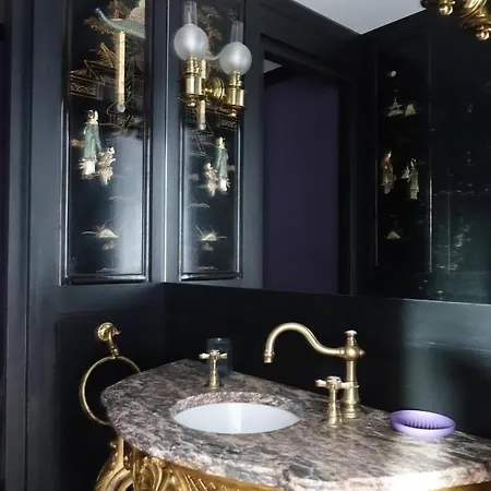 Les De La Tour 3* Le Bec-Hellouin